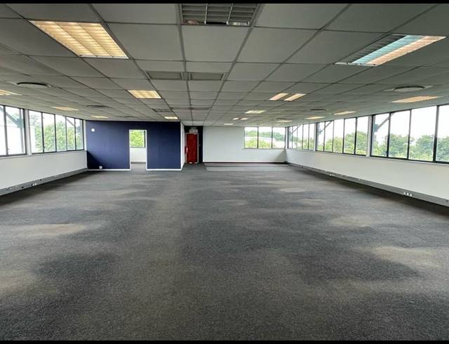 BUSINESS PROPERTY TO RENT IN LOUWLARDIA